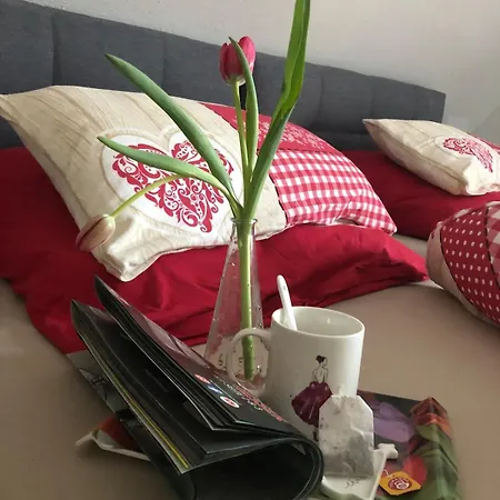 2 Bedroom In Wine Region דירה *